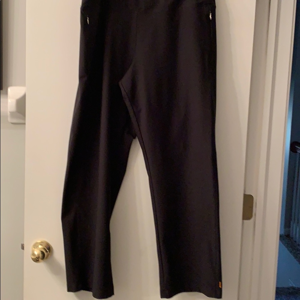 Lucy bootcut exercise pants black